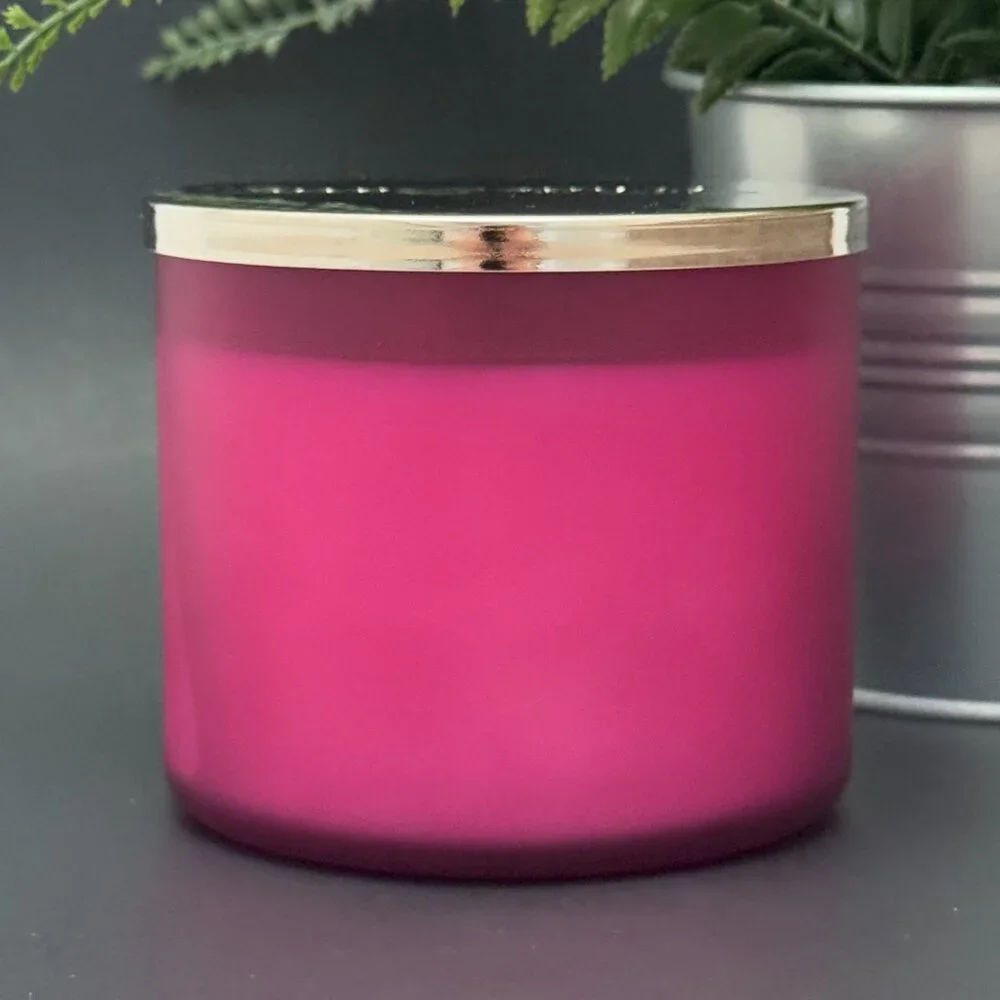 BBW Bright Christmas Morning White Barn Bath & Body Works 3 Wick Candle - Picture 2 of 10
